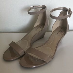 Bandolino Nude Wedge Sandal